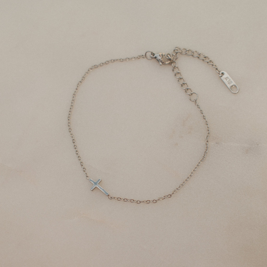 The Delicate Cross Bracelet