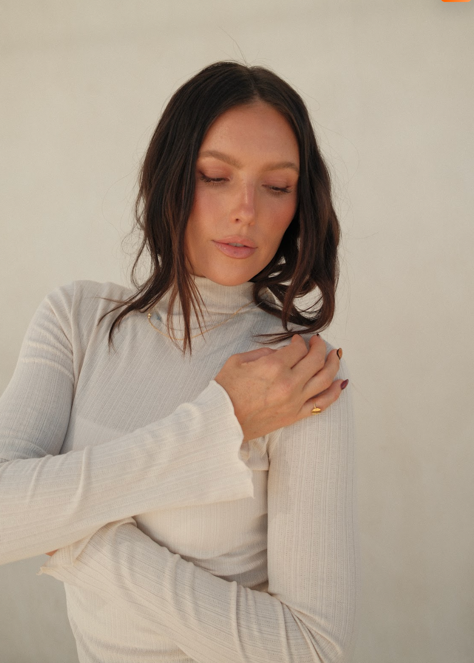 The Delicate Cross Necklace