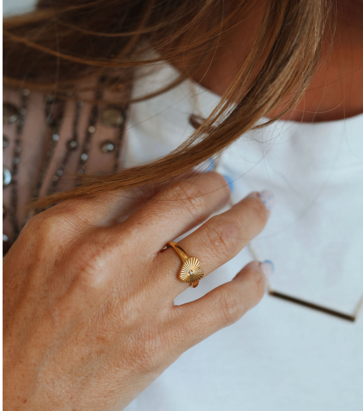 His Love Never Fails Ring